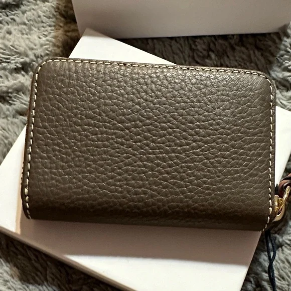 Dooney & Bourke Gray Leather Key Case - Picture 4 of 7